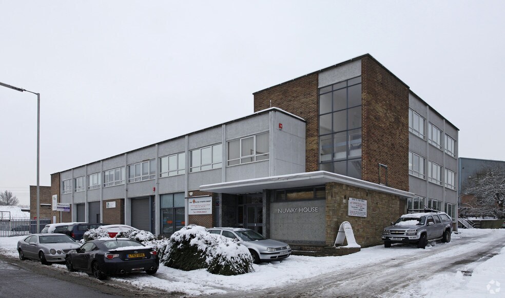 Cranborne Rd, Potters Bar, EN6 3JN