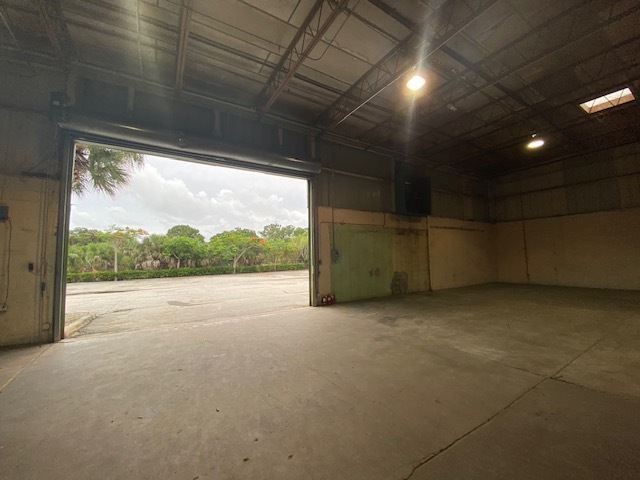 51 Hypoluxo Rd, Hypoluxo, FL for lease Interior Photo- Image 1 of 27