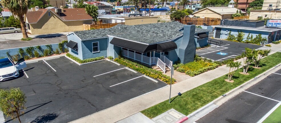 514 E Bonneville Ave, Las Vegas, NV for sale - Building Photo - Image 1 of 14