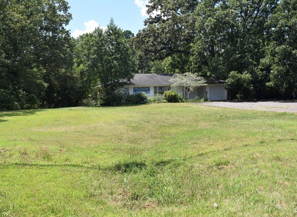 4992 Holly Springs Pky, Woodstock, GA for sale Primary Photo- Image 1 of 20