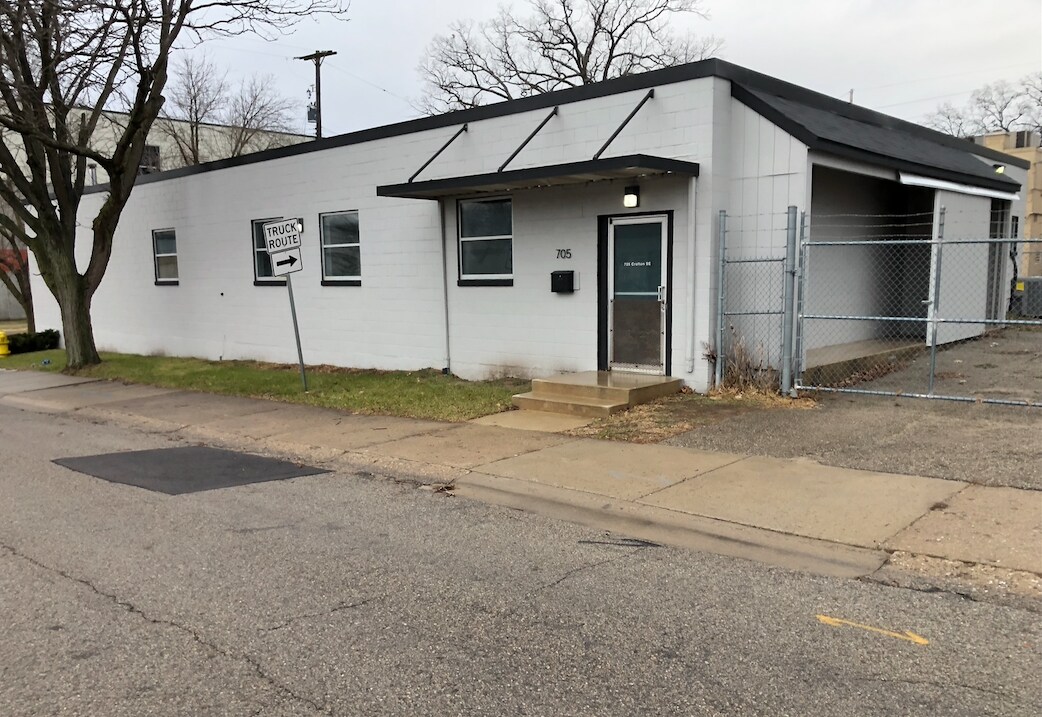 705 Crofton St SE, Grand Rapids, MI for sale Building Photo- Image 1 of 1