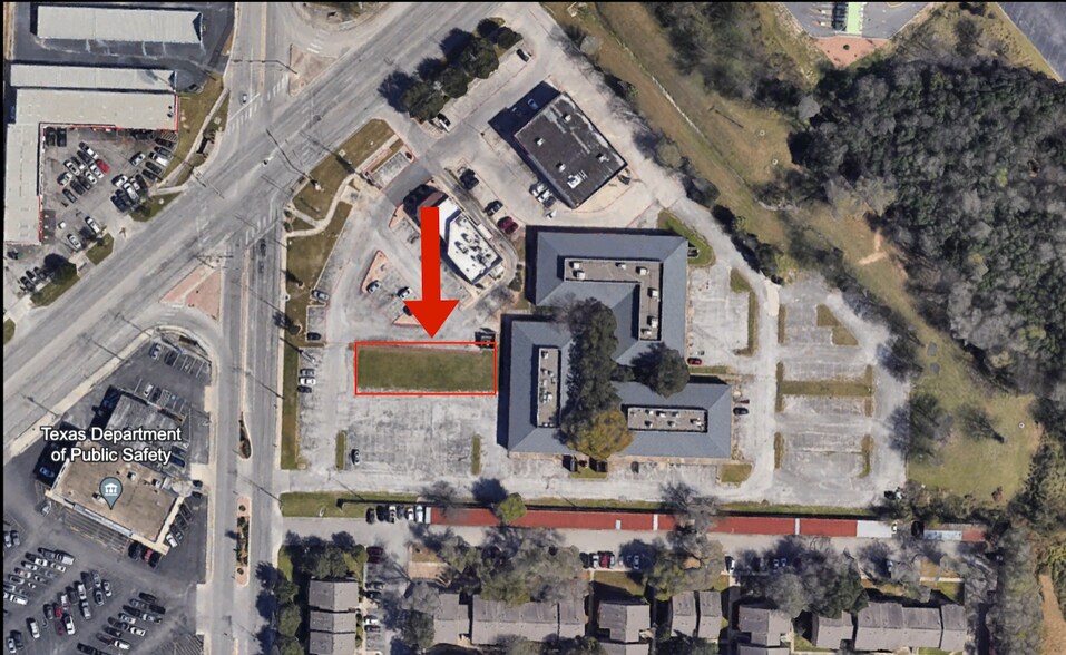 300 Kitty Hawk Rd, Universal City, TX for lease - Building Photo - Image 2 of 3