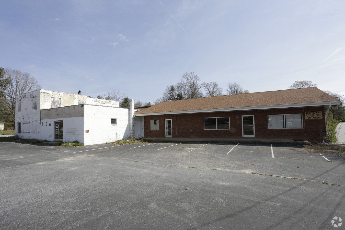 3008 Hendersonville Rd, Fletcher, NC 28732