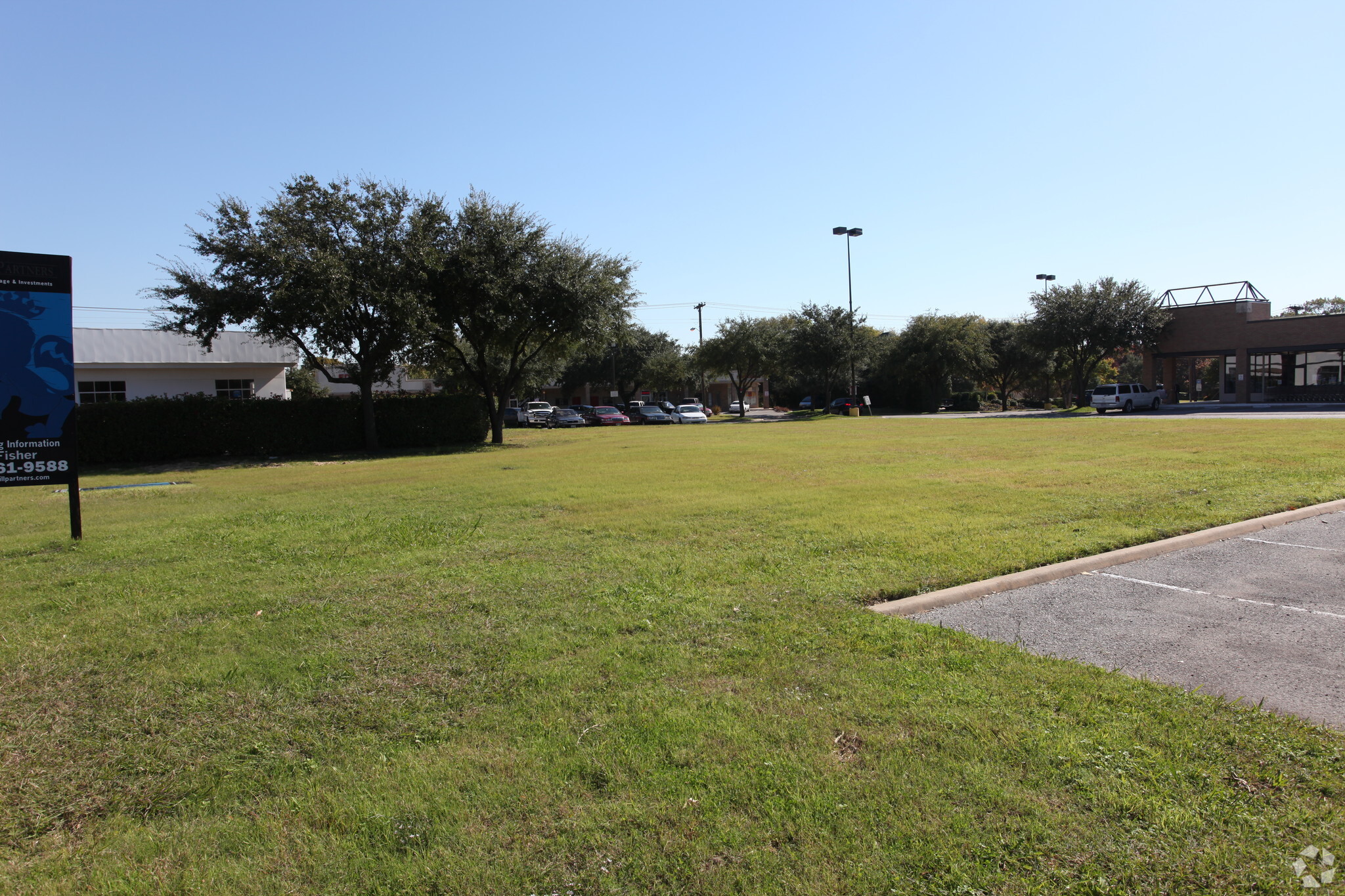 819 W Arapaho Rd, Richardson, TX for sale Primary Photo- Image 1 of 1