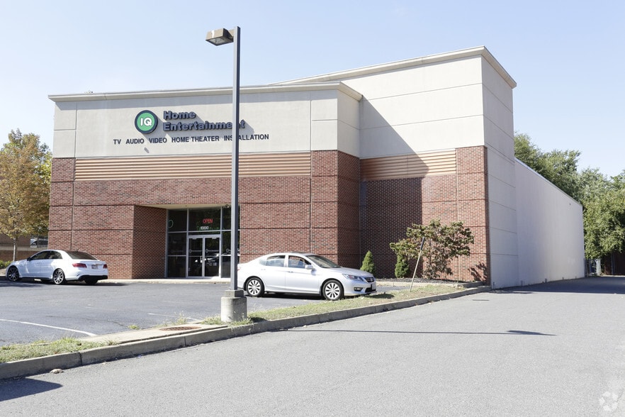 10890 Fairfax Blvd, Fairfax, VA for sale - Building Photo - Image 2 of 4