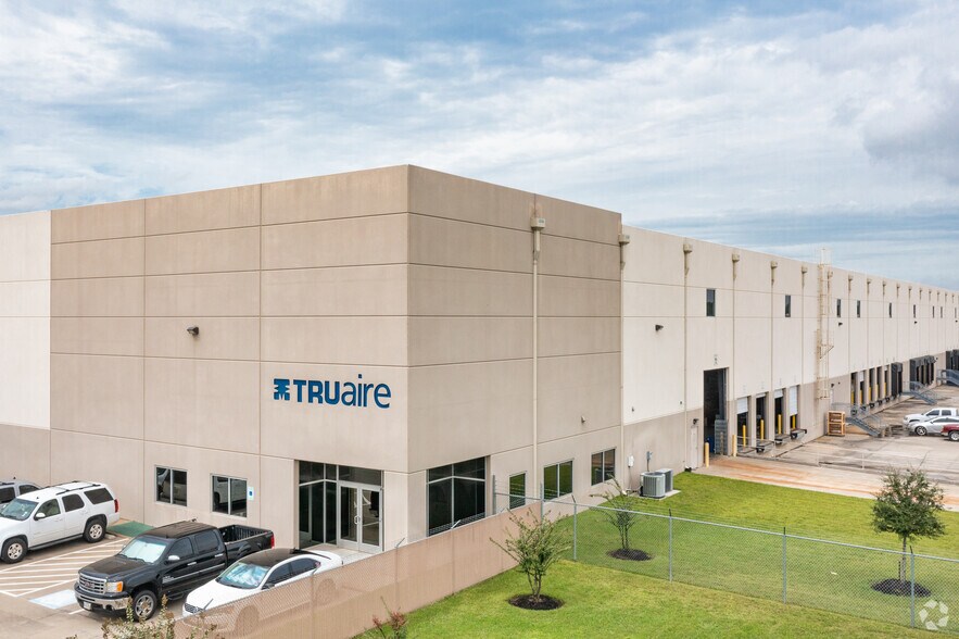 13800 John F Kennedy Blvd, Houston, TX for sale - Primary Photo - Image 1 of 1