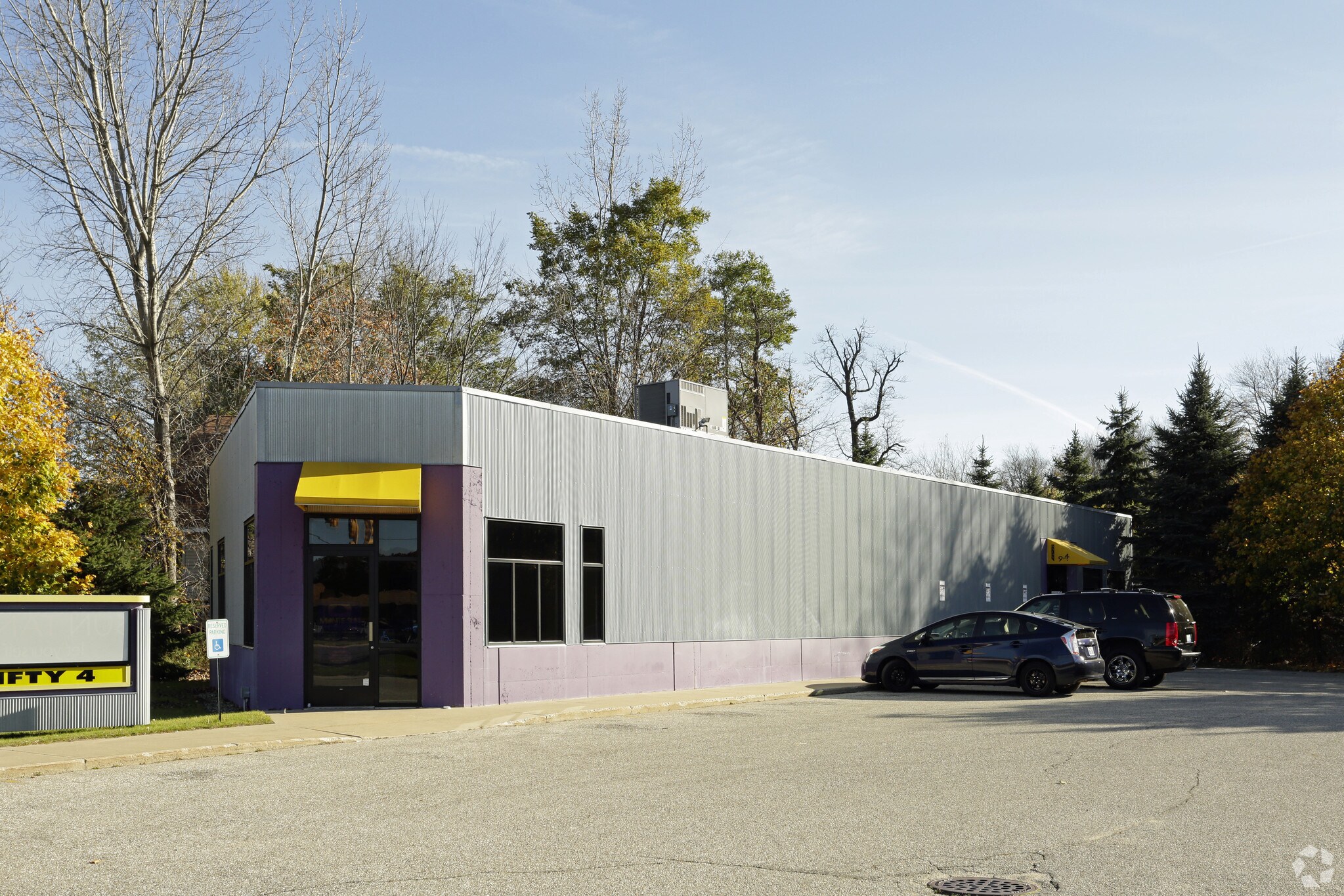 954 Butternut Dr, Holland, MI for sale Primary Photo- Image 1 of 1