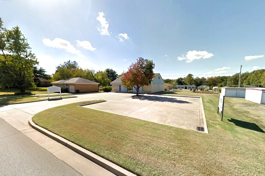 408 N Main St, Noble, OK for lease - Building Photo - Image 2 of 13