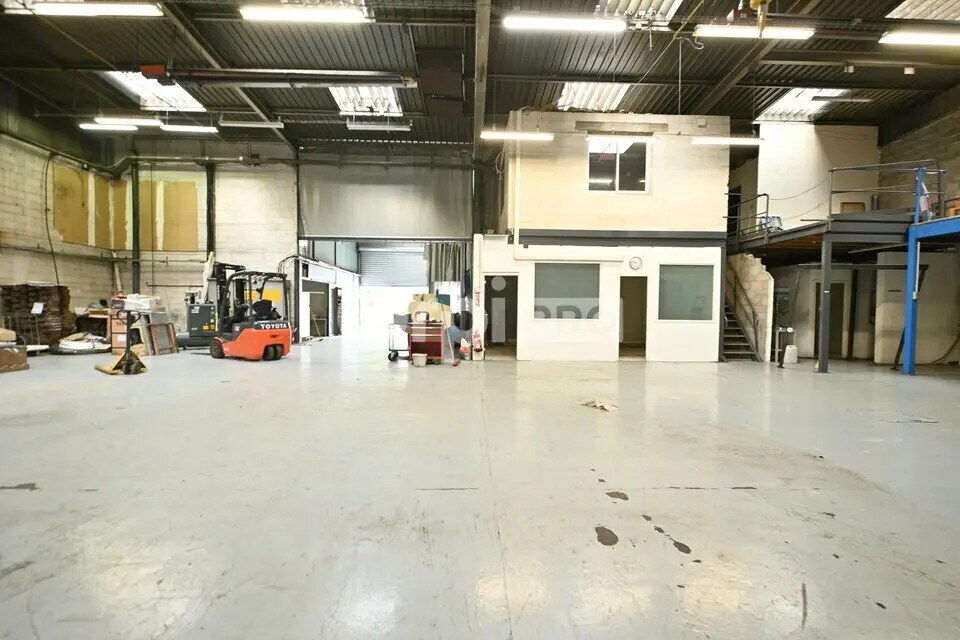 Flex in Saint-Priest for sale Interior Photo- Image 1 of 8