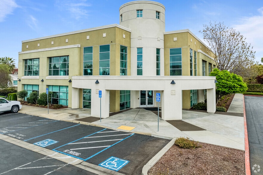 2316 Orchard Pky, Tracy, CA for lease - Building Photo - Image 1 of 38