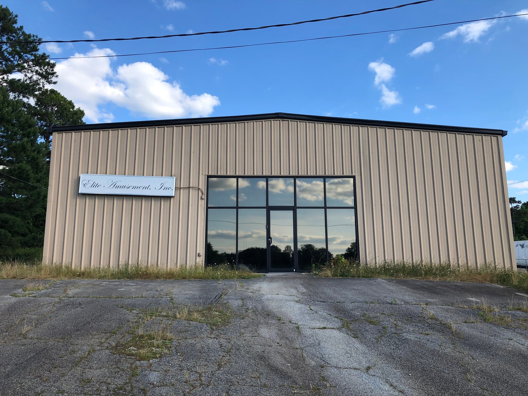 1530 Rockbridge Rd NW, Conyers, GA for sale Primary Photo- Image 1 of 1