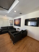 2951-2953 Lincoln Blvd, Santa Monica, CA for lease Interior Photo- Image 2 of 5