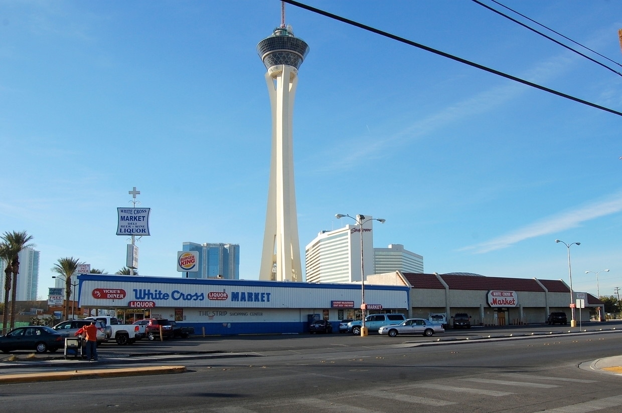 1700 Las Vegas Blvd, Las Vegas, NV for sale Building Photo- Image 1 of 12