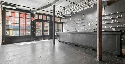 220 Front St, New York, NY for lease Interior Photo- Image 2 of 5