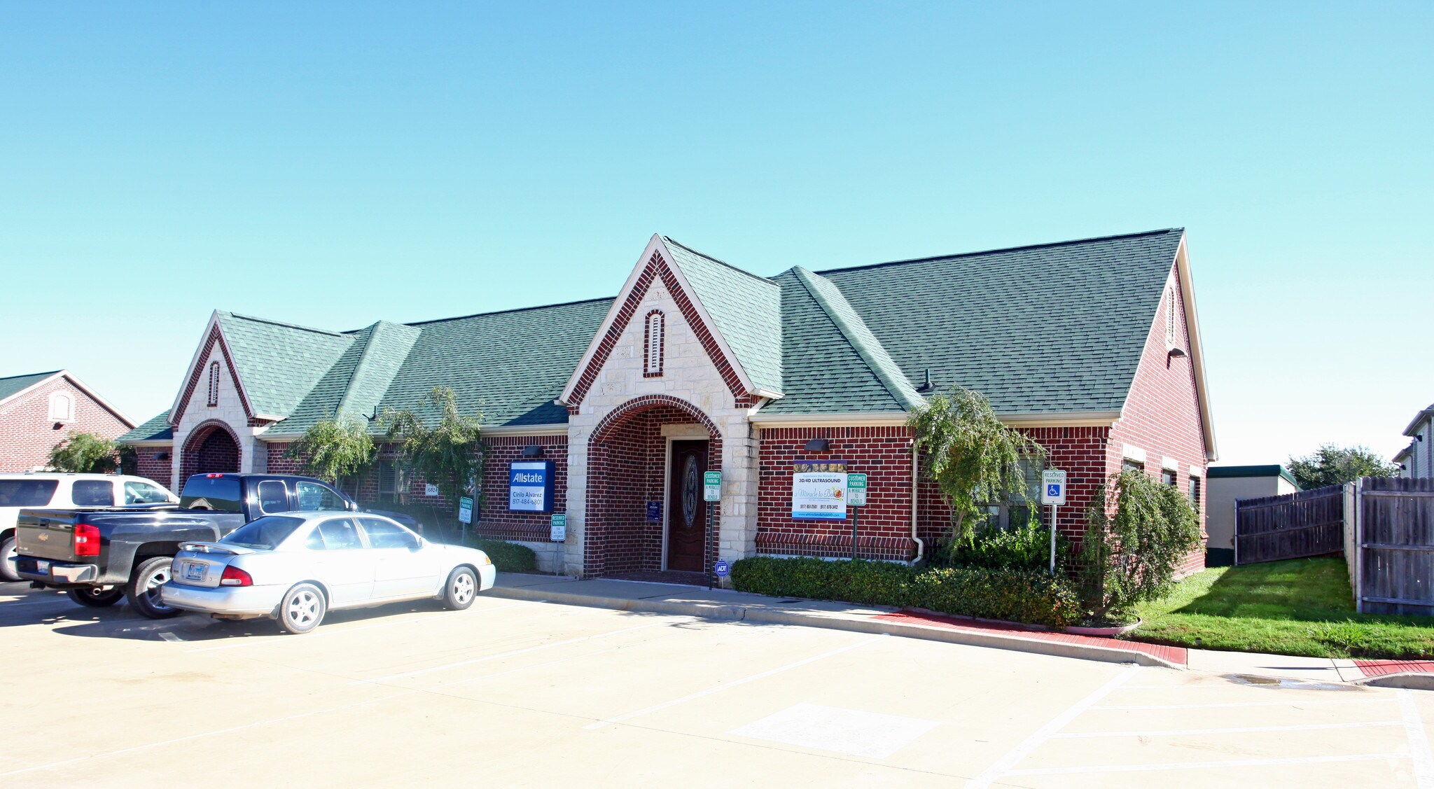 6612 N Riverside Dr, Fort Worth, TX 76137