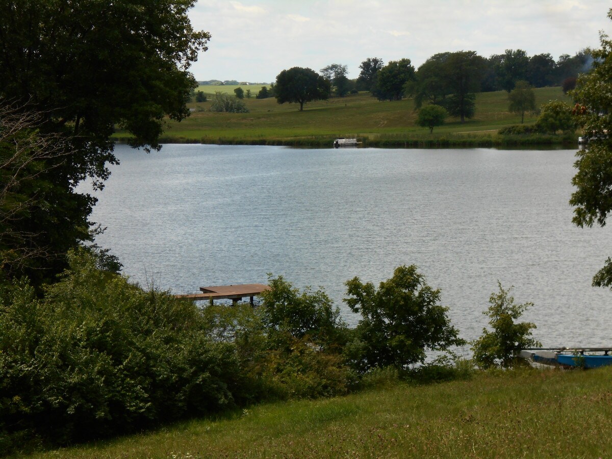 244 Swan Lake Rd, Avon, IL 61415