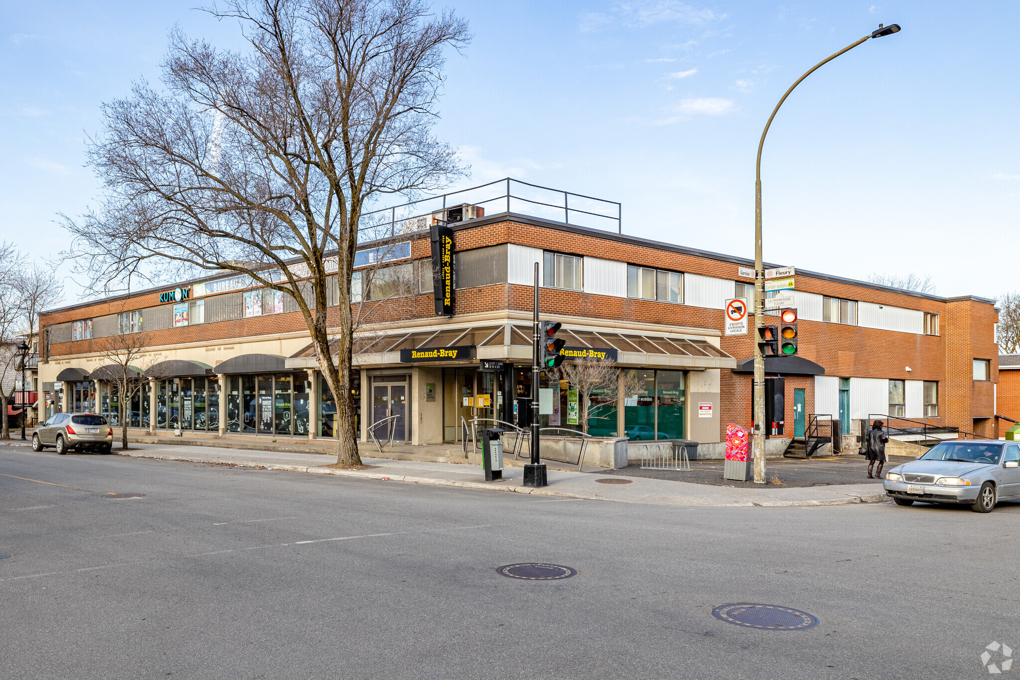 1685-1691 Rue Fleury E, Montréal, QC for lease Building Photo- Image 1 of 12