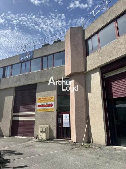 Flex in Vallauris for lease - Building Photo - Image 2 of 19