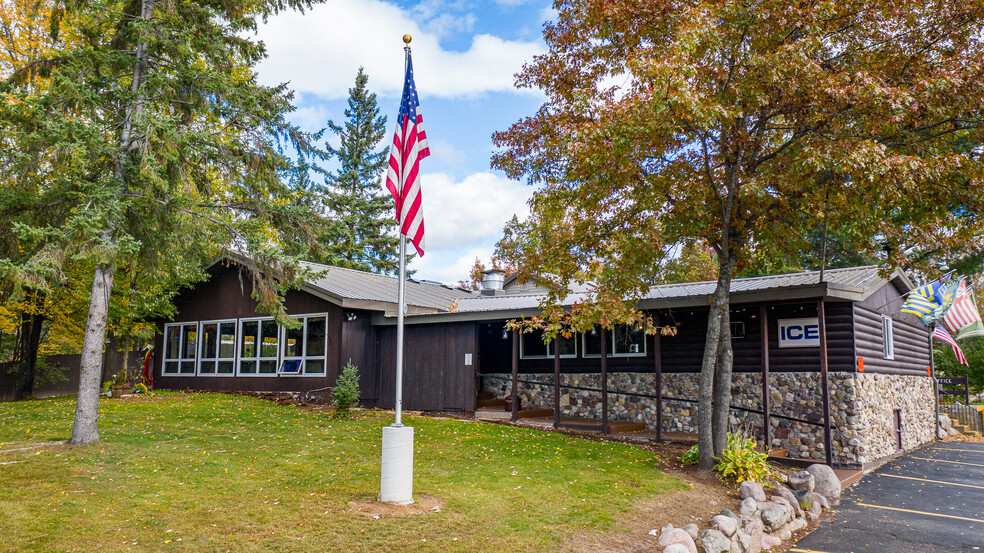 N10184 Parkway Rd, Crivitz, WI for sale - Primary Photo - Image 1 of 1