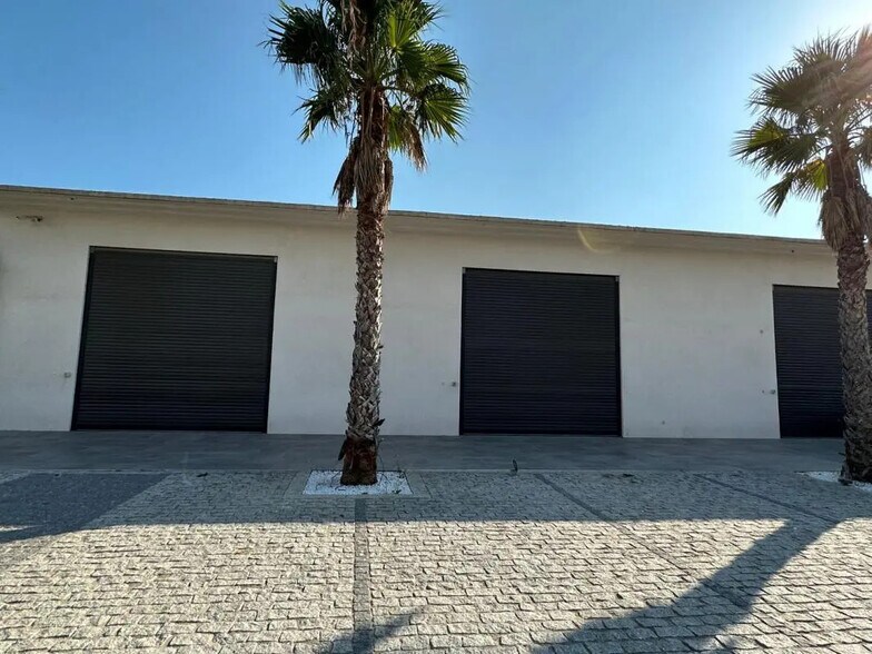 Flex in Sainte-Maxime for lease - Building Photo - Image 1 of 4