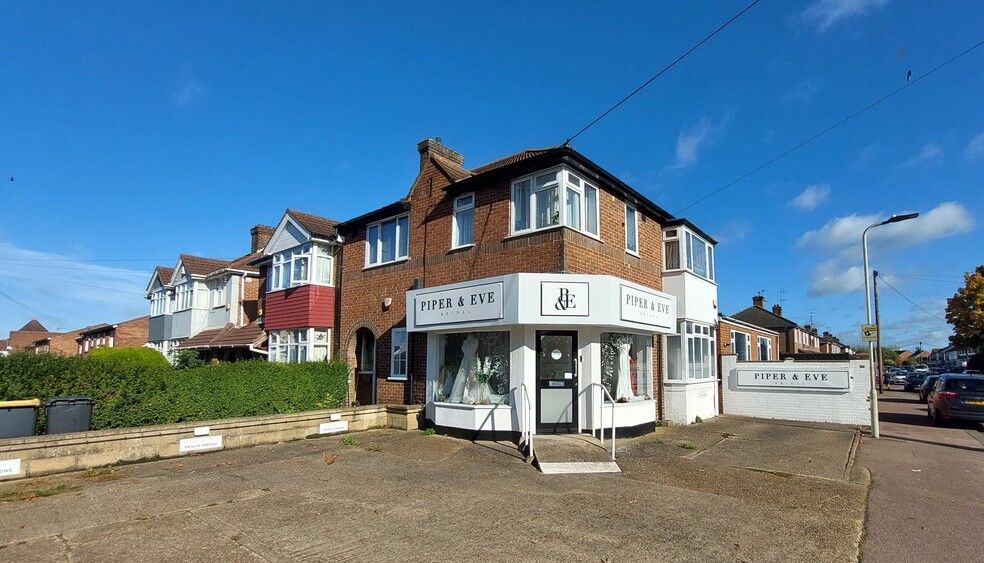 148-148a London Rd, Bedford for sale - Primary Photo - Image 1 of 6