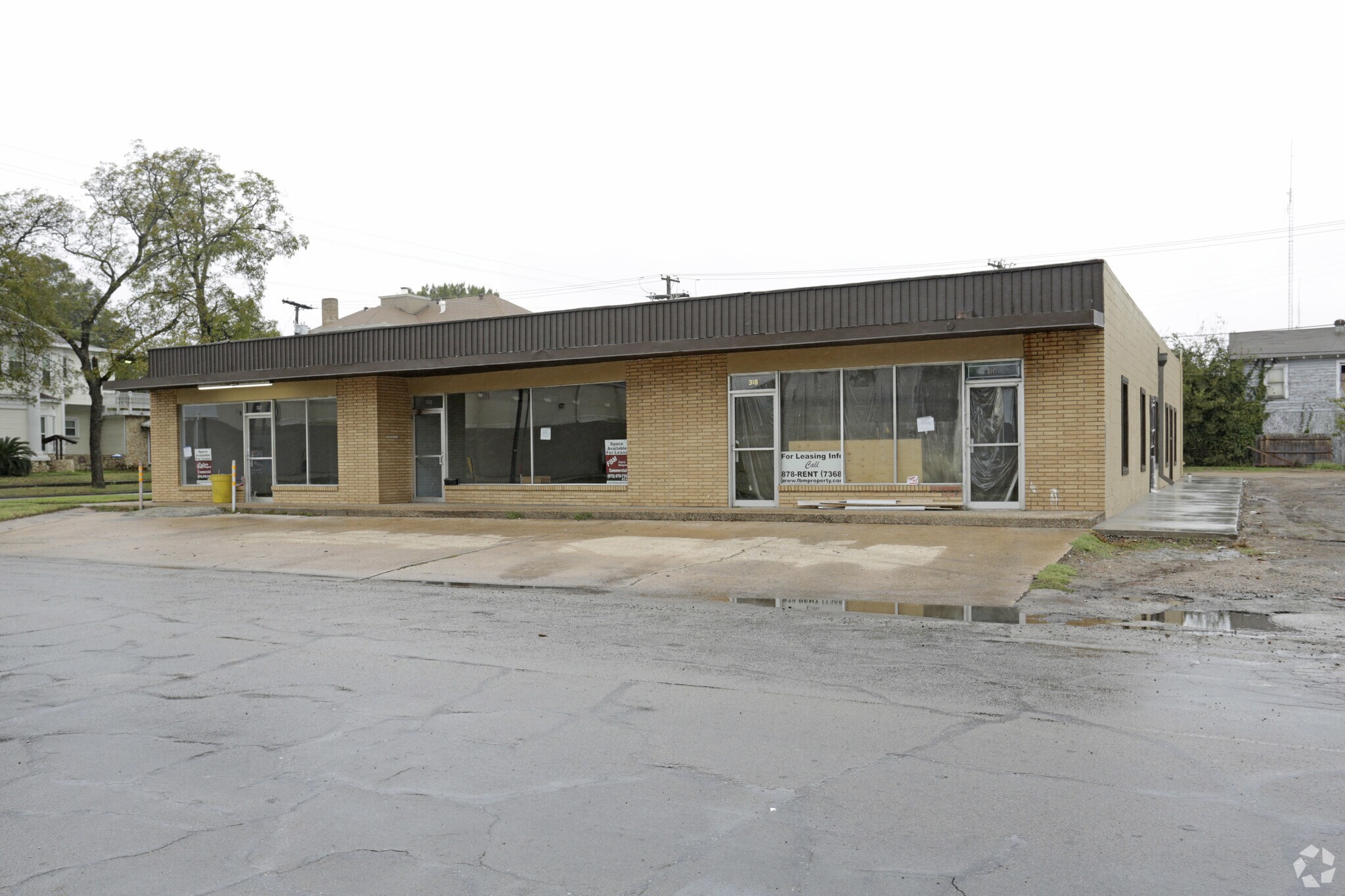 316-322 W 6th Ave, Corsicana, TX for sale Primary Photo- Image 1 of 1