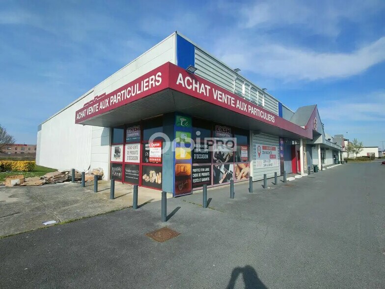 Flex in Reims for lease - Building Photo - Image 2 of 5