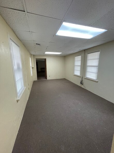 900 S Ridgewood Ave, Daytona Beach, FL for sale - Building Photo - Image 3 of 13