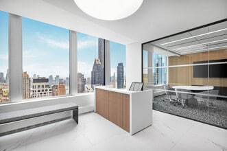 825 Third Ave, New York, NY for lease Interior Photo- Image 2 of 13