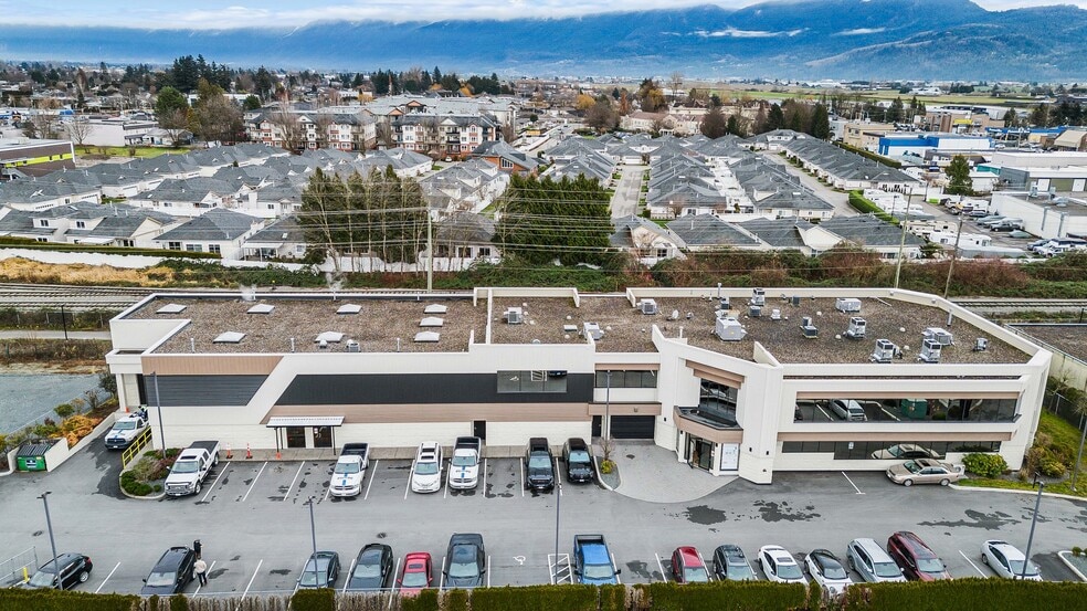 8472 Harvard Pl, Chilliwack, BC for sale - Building Photo - Image 1 of 1