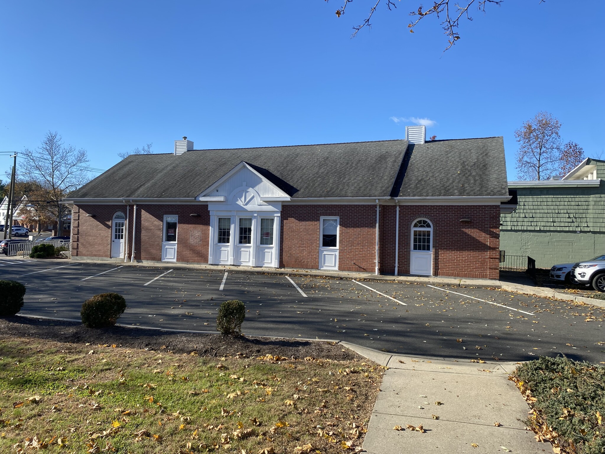 1815 Post Rd E, Westport, CT for lease Primary Photo- Image 1 of 4