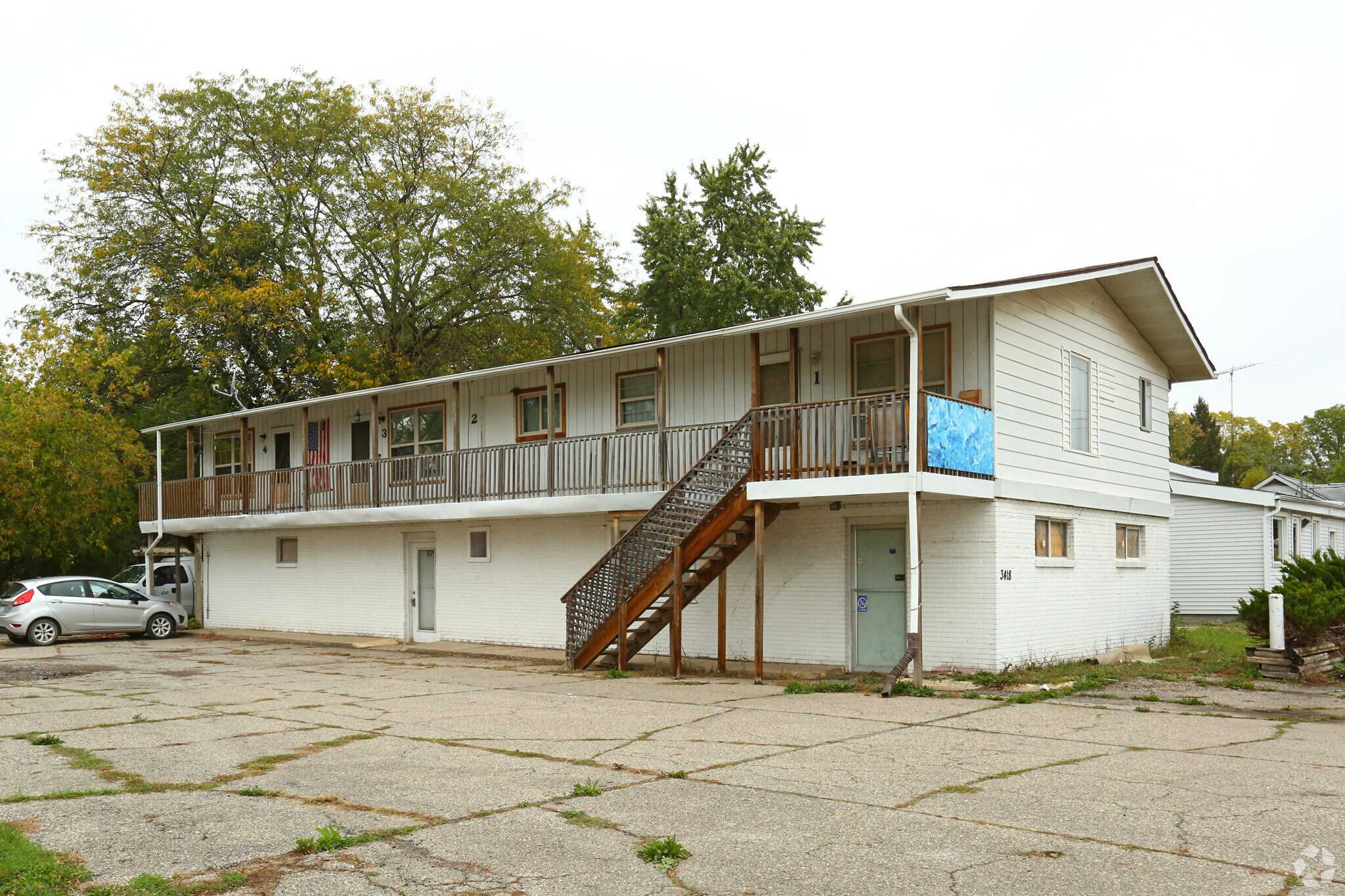 3418 Fenton Rd, Flint, MI for sale Primary Photo- Image 1 of 1