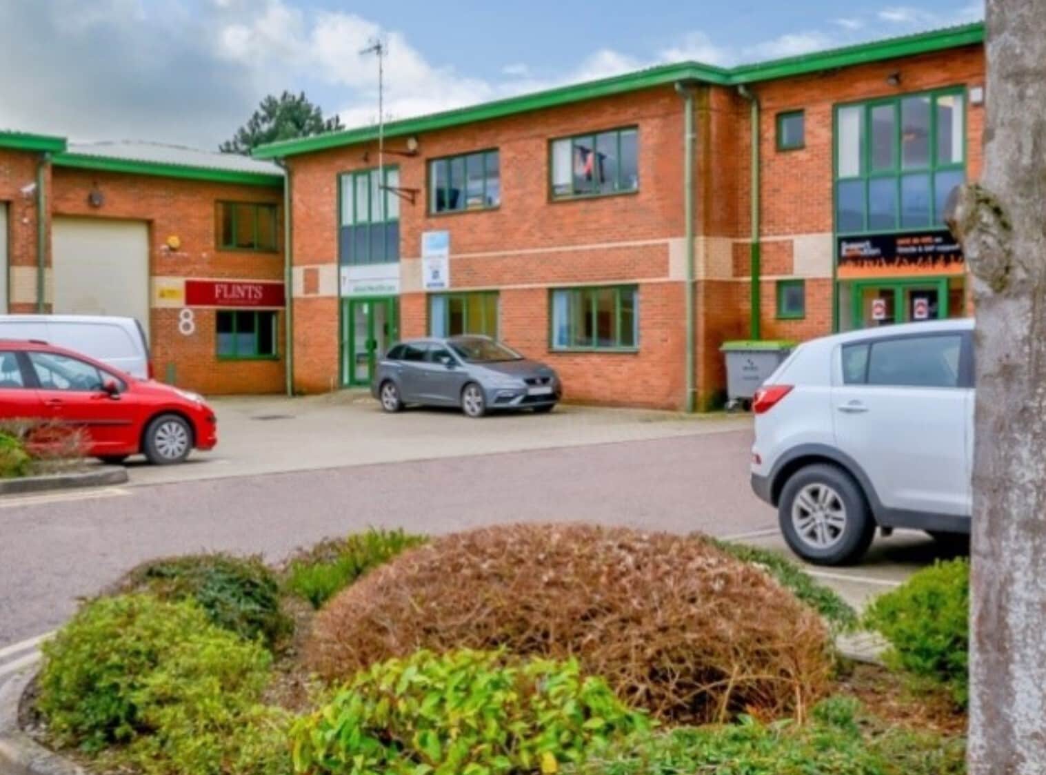 Pipers Way, Thatcham for sale Primary Photo- Image 1 of 1