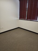 177 Parkshore Dr, Folsom, CA for lease Interior Photo- Image 2 of 4