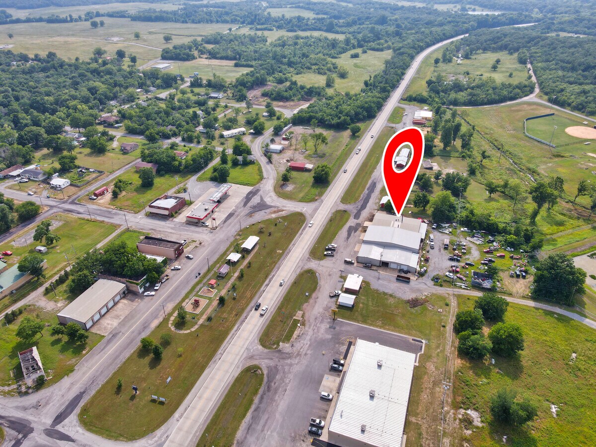 315 Parkway, Haileyville, OK 74546 McCullar's Body Shop