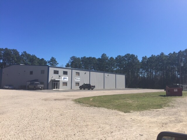 7185 Old Highway 105 W, Conroe, TX for sale Primary Photo- Image 1 of 1