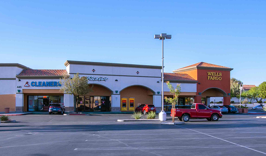 445-525 E Windmill Ln, Las Vegas, NV for lease - Building Photo - Image 2 of 4