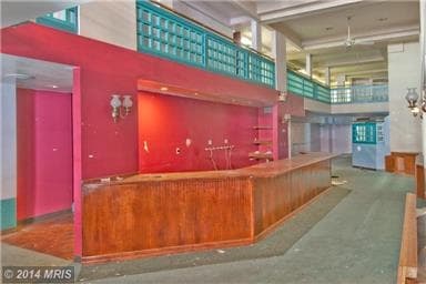 317 N Charles St, Baltimore, MD for sale - Interior Photo - Image 2 of 27