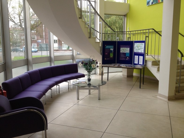 237 Union St, Plymouth for lease - Lobby - Image 3 of 3