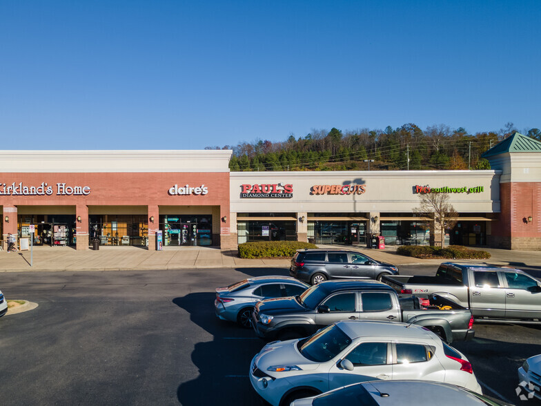 630 Colonial Promenade, Alabaster, AL for lease - Building Photo - Image 2 of 14