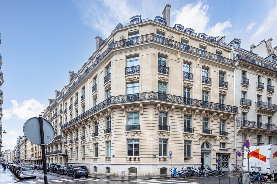 6-8 Rue Duret, Paris for lease - Primary Photo - Image 1 of 3