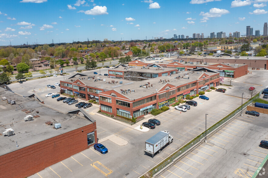 1140 Burnhamthorpe Rd W, Mississauga, ON for lease - Building Photo - Image 2 of 6