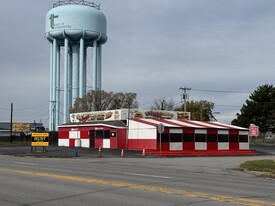 69 Grand Island Blvd, Tonawanda NY - Parking Garage