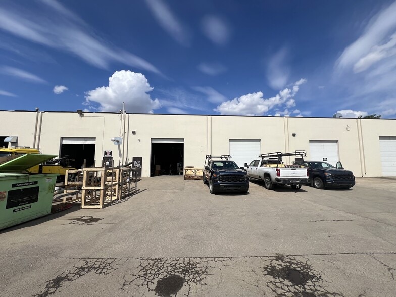 16303-16321 132 Av NW, Edmonton, AB for lease - Building Photo - Image 2 of 6
