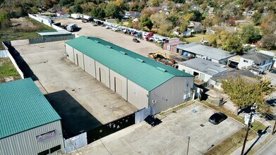 2950 Preston Ave, Pasadena, TX for lease Interior Photo- Image 2 of 9