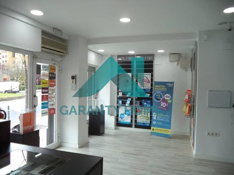 Retail in Cáceres, Cáceres for lease Interior Photo- Image 1 of 7