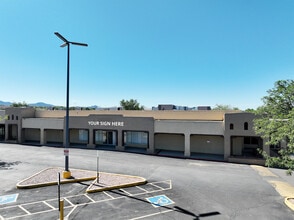 1604-1660 Saint Michaels Dr, Santa Fe, NM for lease Interior Photo- Image 2 of 4