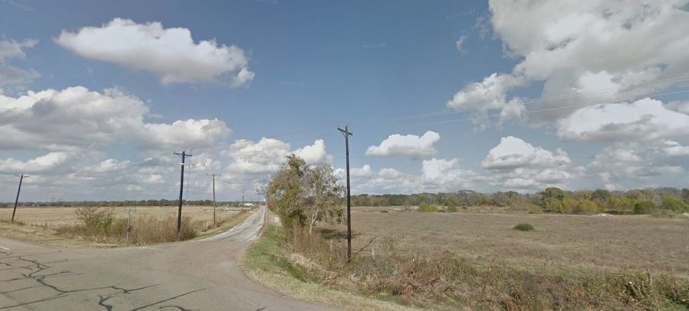 0 S Business 6, Navasota, TX for sale - Building Photo - Image 2 of 4