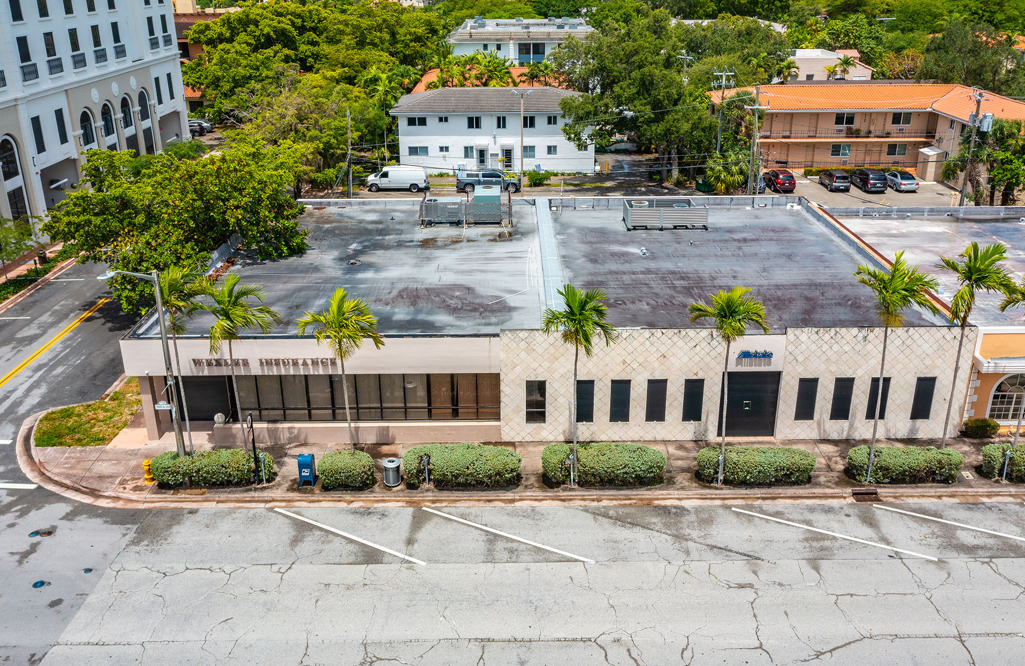 1120 E Ponce De Leon Blvd, Coral Gables, FL for sale Primary Photo- Image 1 of 15