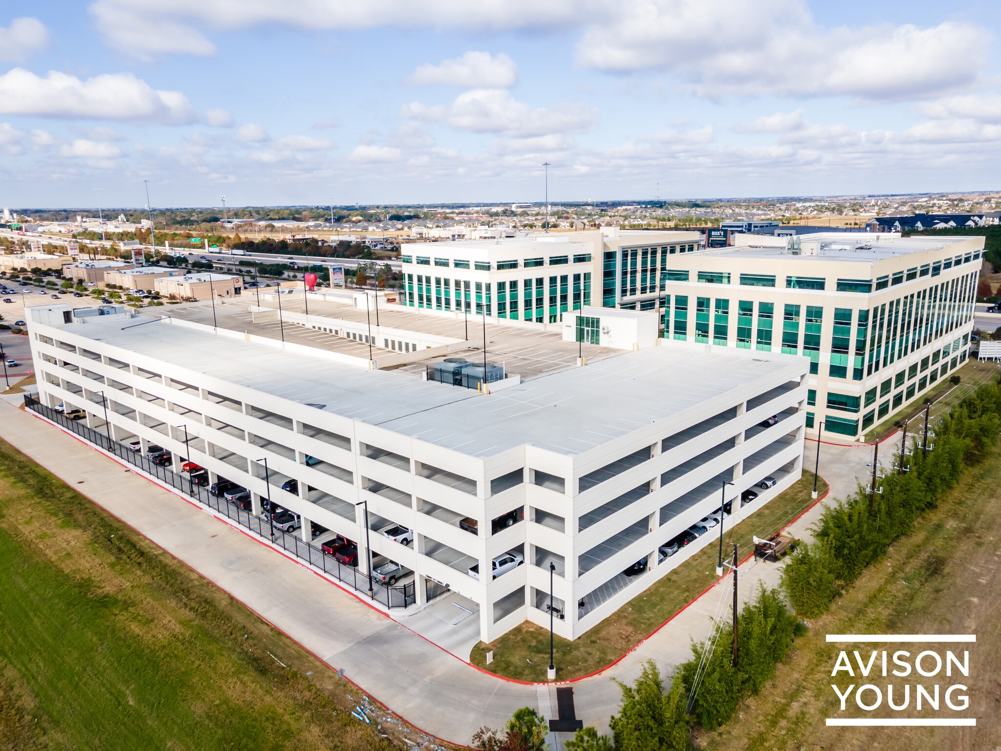 13900 Katy Freeway - vzvh5v5